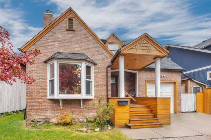 Property Photo:  514 Scarboro Avenue SW  AB T3C 2H6 
