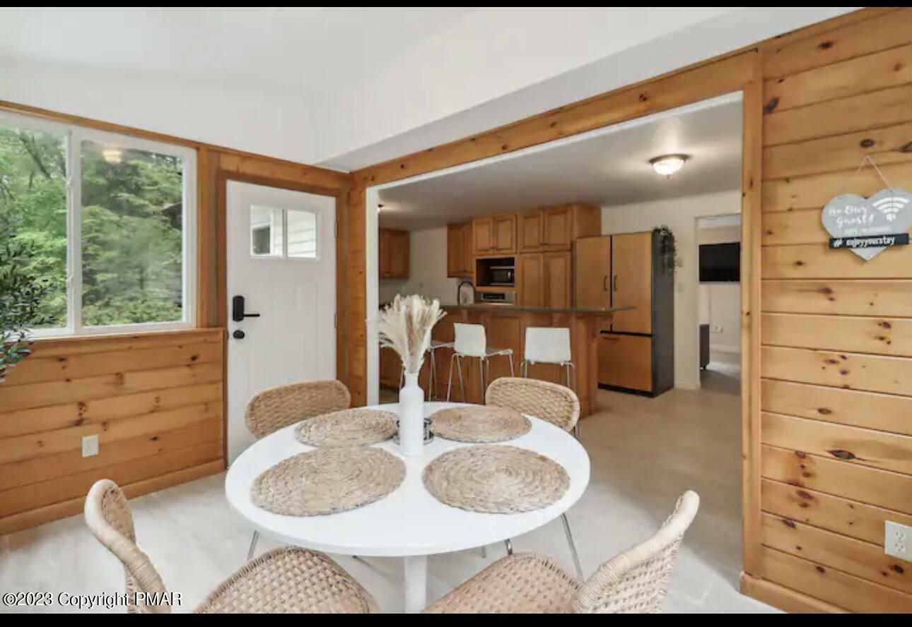 Property Photo: 148 Sycamore Circle PA 18210