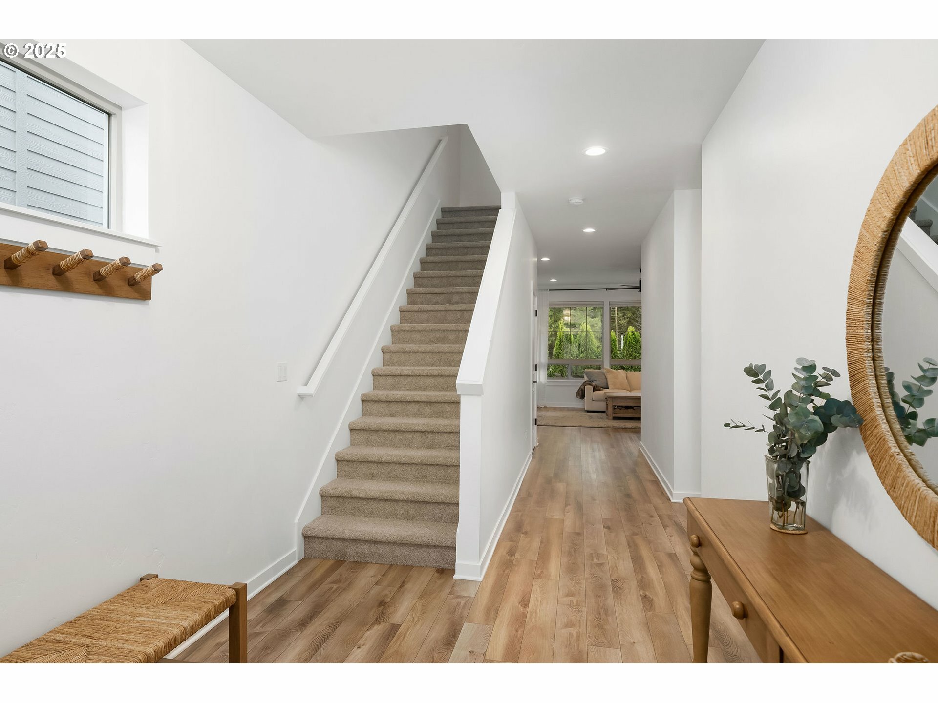 Property Photo: 7242 SW Bay Ln OR 97070