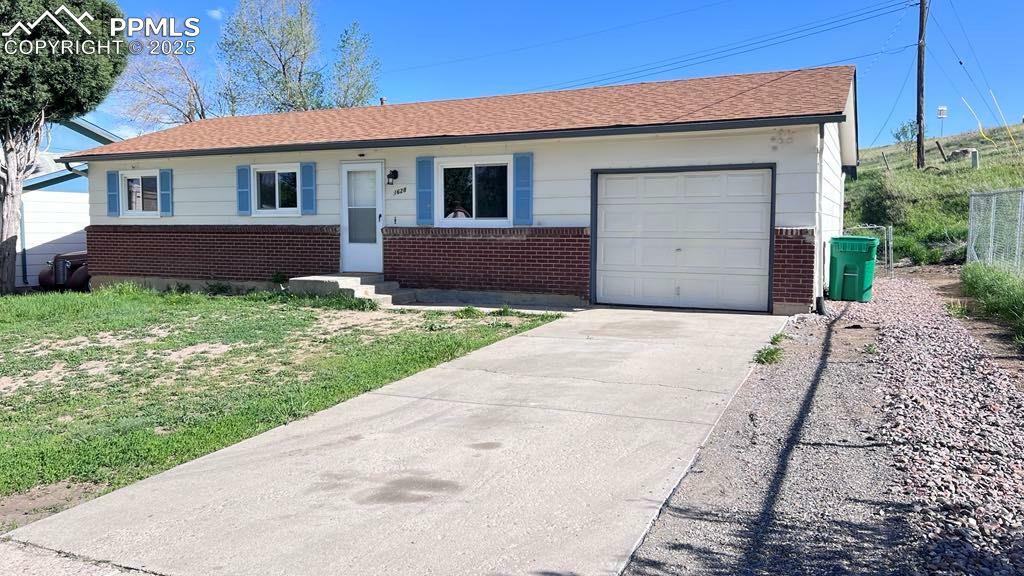Property Photo: 1628 Kensington Drive CO 80906