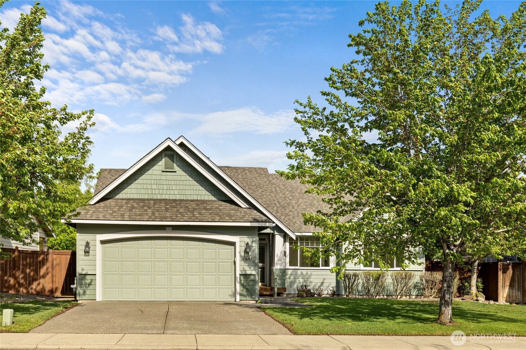 Property Photo: 2448 N Wheaton Court WA 98926