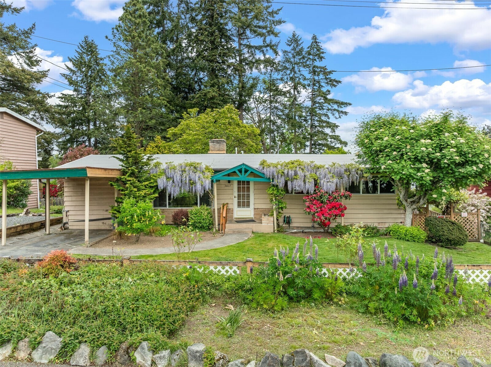 24117  77th Place W  Edmonds WA 98026 photo