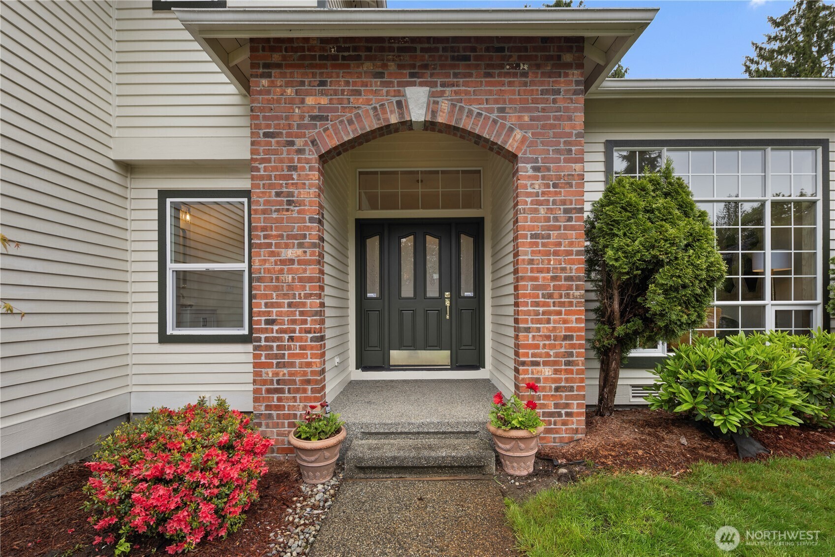 Property Photo: 6032 147th Place SE WA 98208