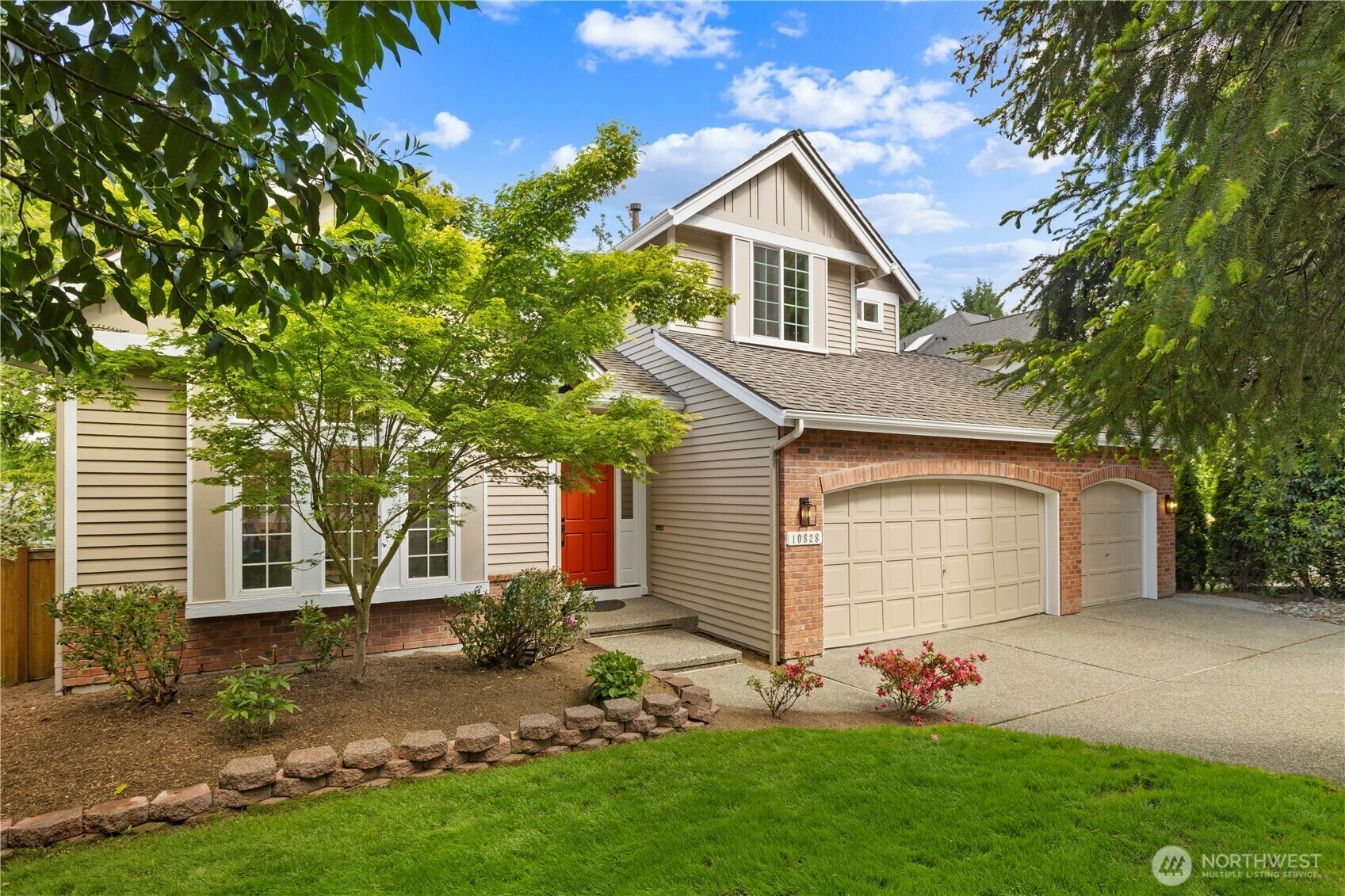 10828  180th Court NE  Redmond WA 98052 photo