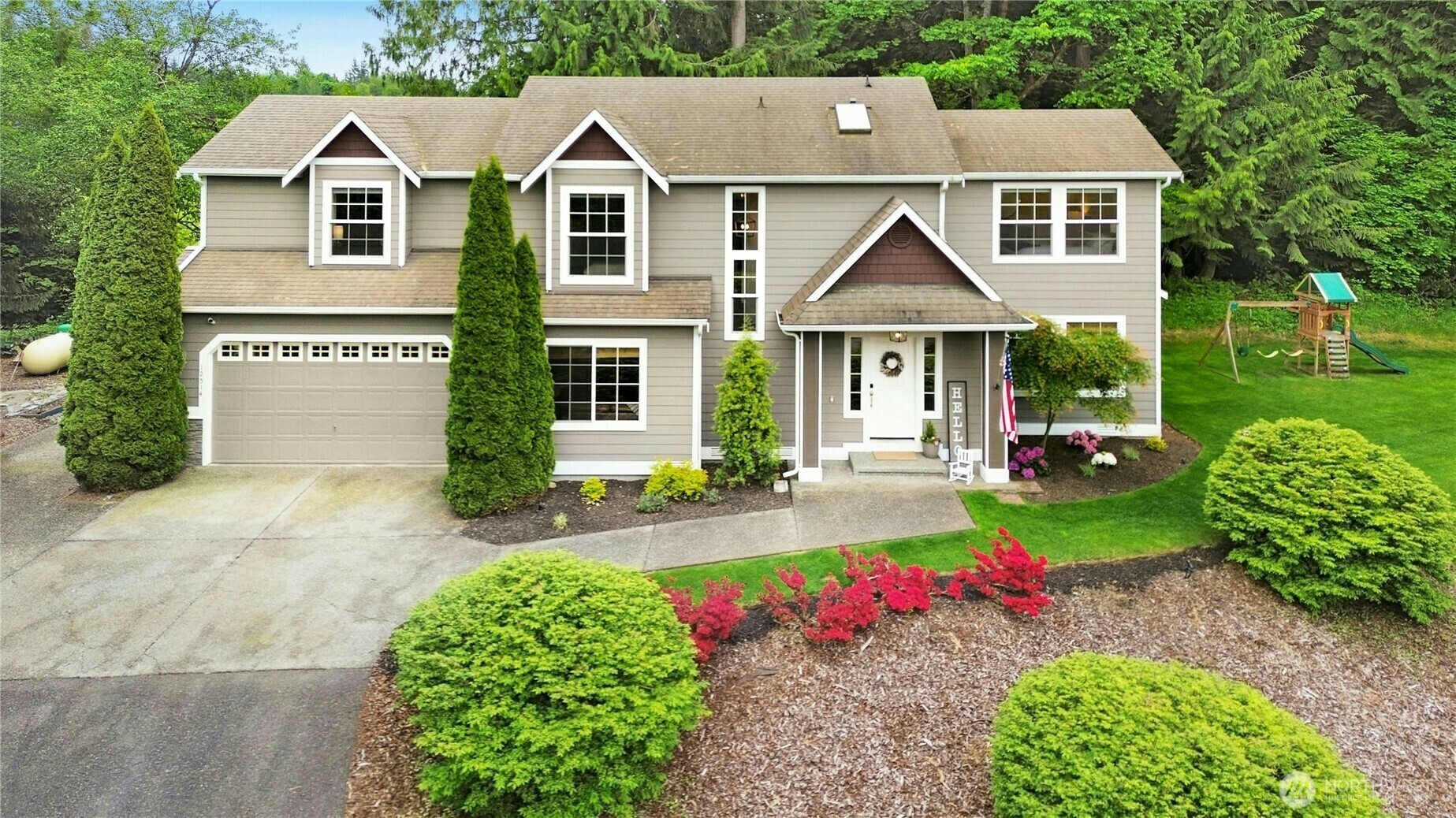Property Photo: 12514 80th Street SE WA 98290