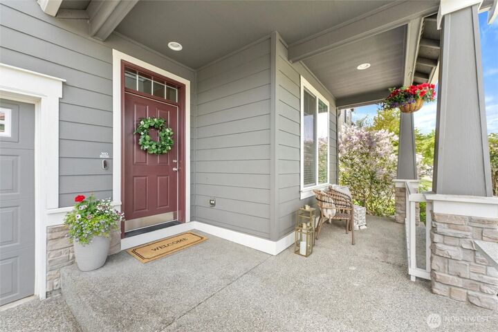 Property Photo: 320 142nd Place SW WA 98208