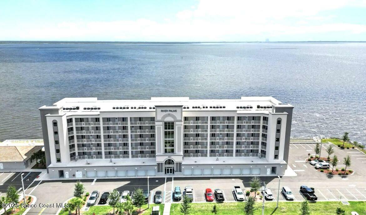 Property Photo: 1825 Riverside Drive FL 32780