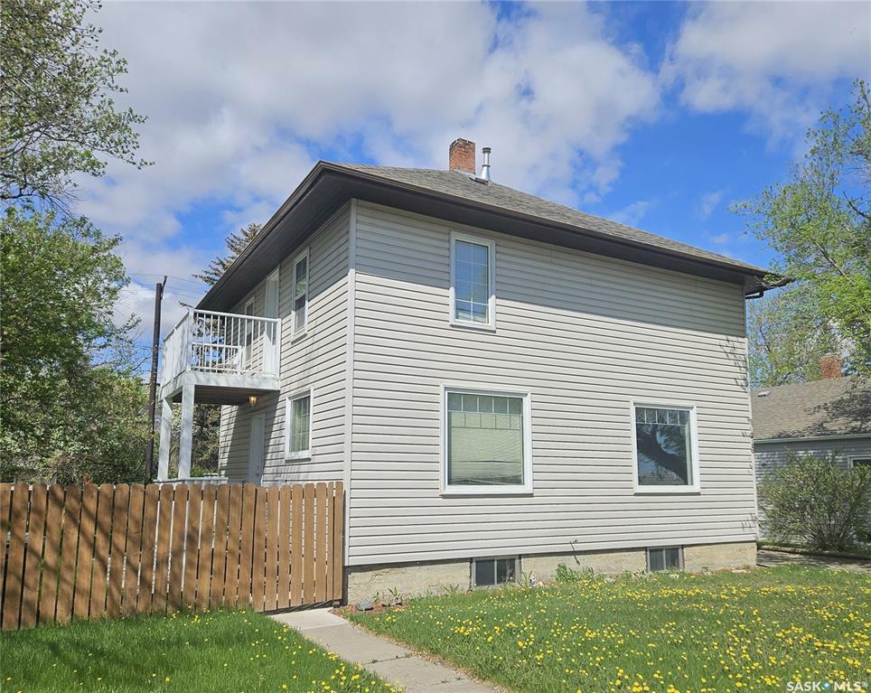 Photo de la propriété: 216 McKenzie Street S SK S0L 2N0