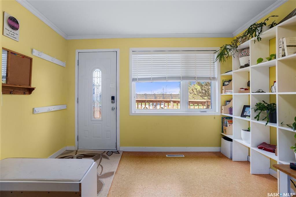 Property Photo: 2515 McPherson Avenue SK S7J 0T2