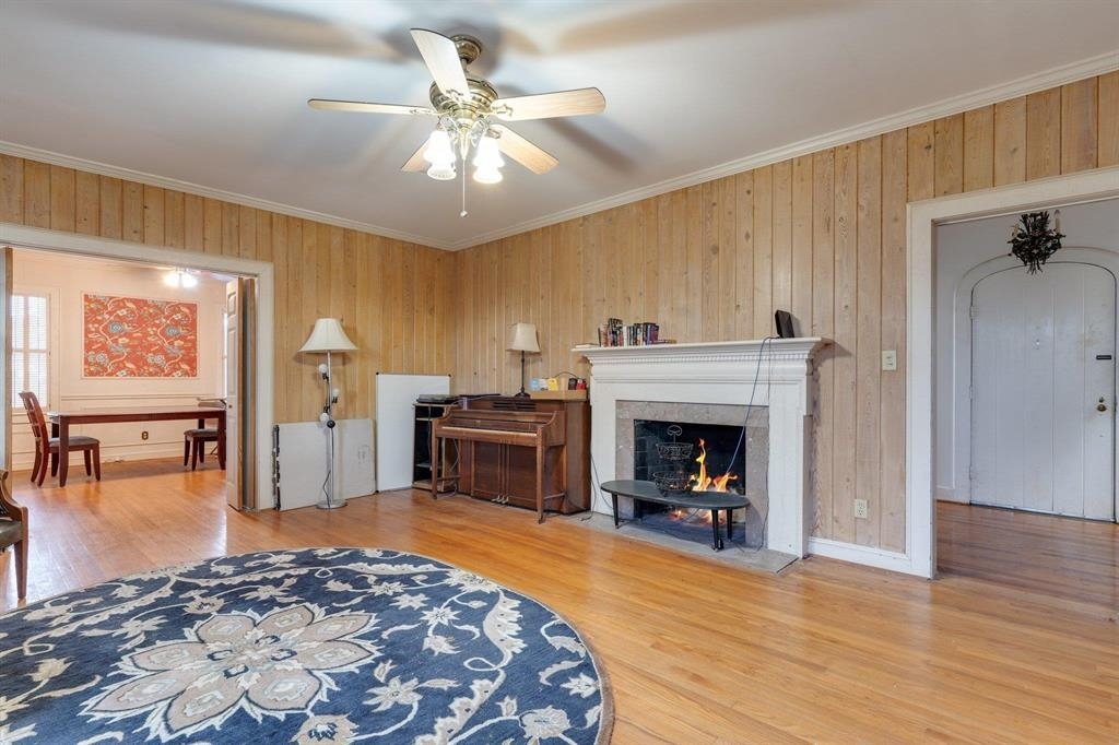 Property Photo: 1614 S Meridian Street 4 FL 32301