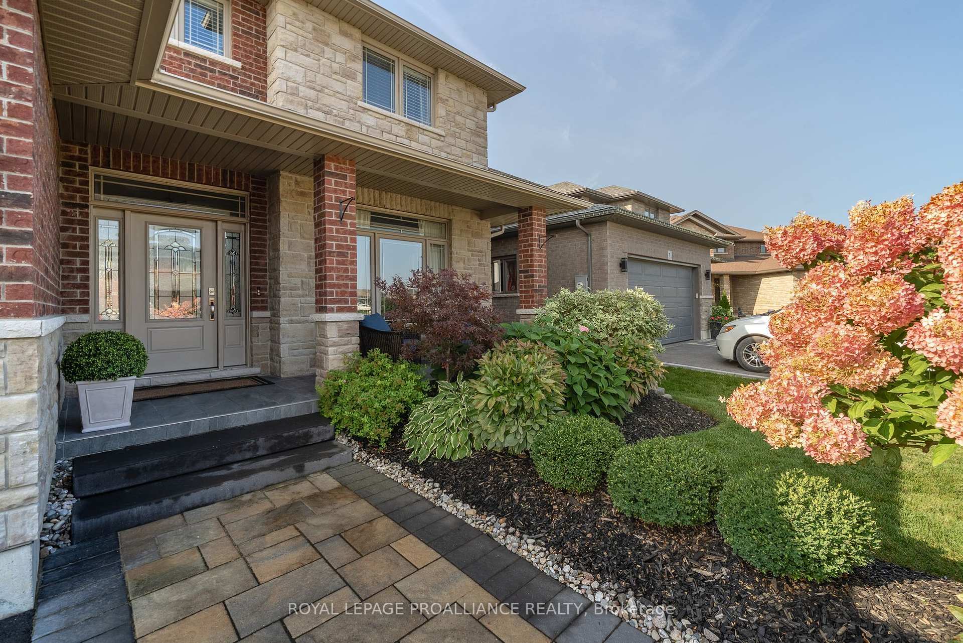 Property Photo: 73 Hummingbird Drive ON K8N 0H2
