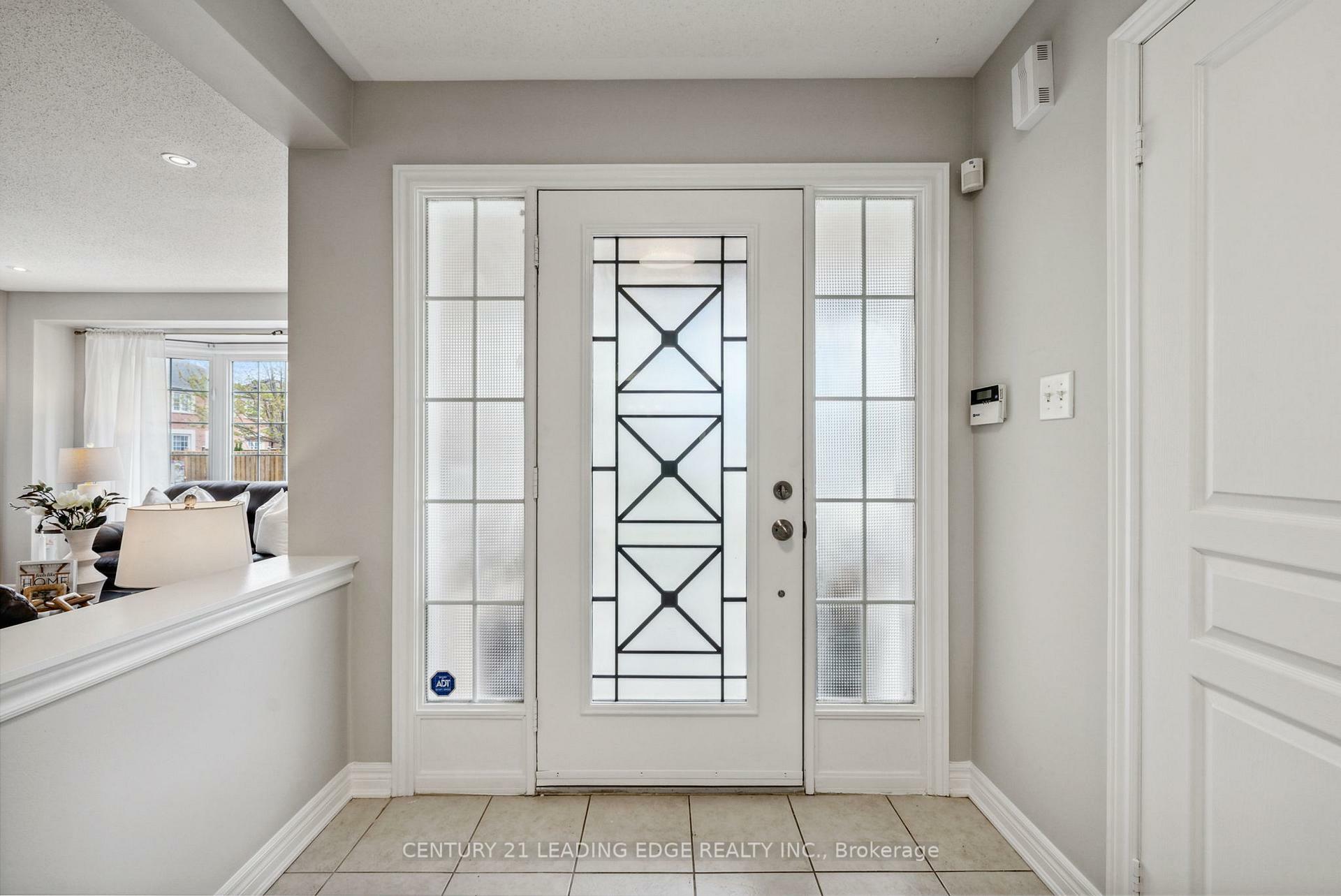 Property Photo: 29 Alden Square ON L1T 4Z2