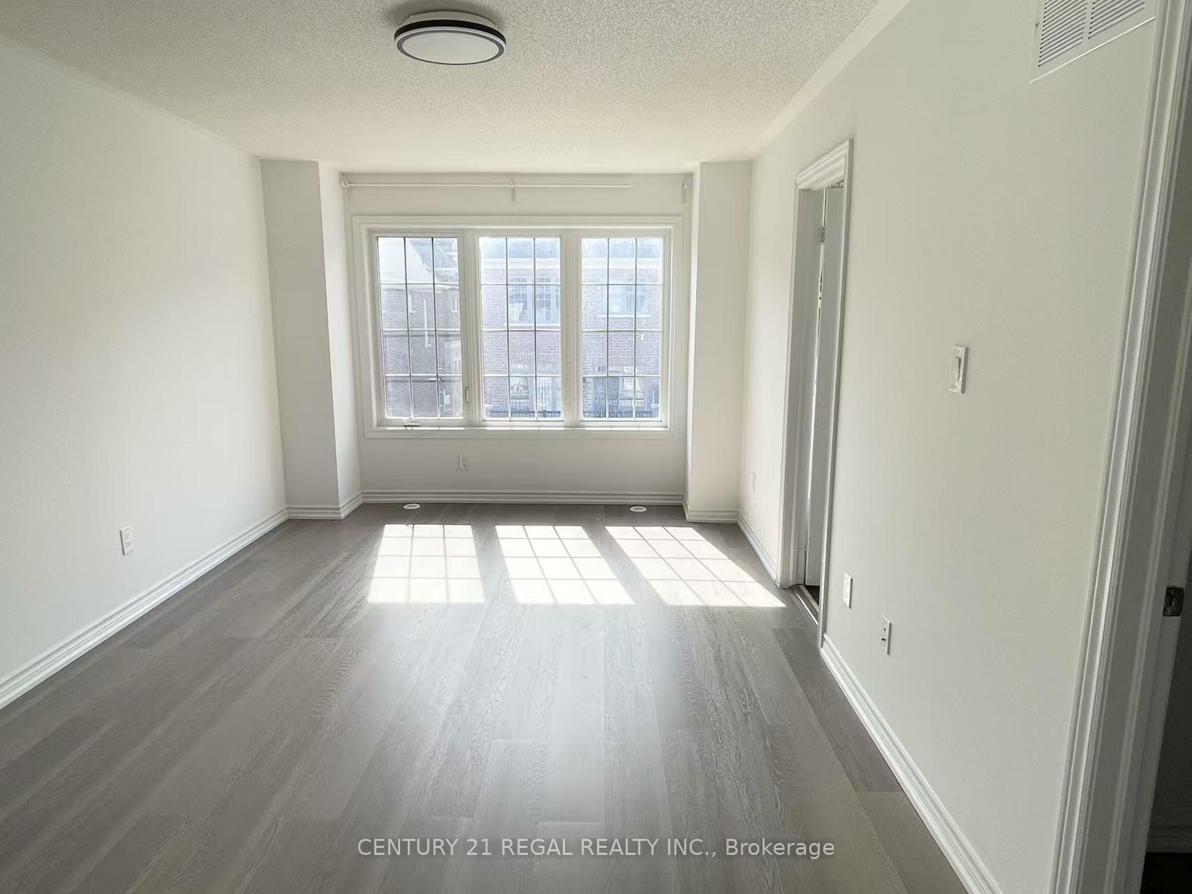Photo de la propriété:  29 Rougeview Park Crescent  ON L6E 0S7 