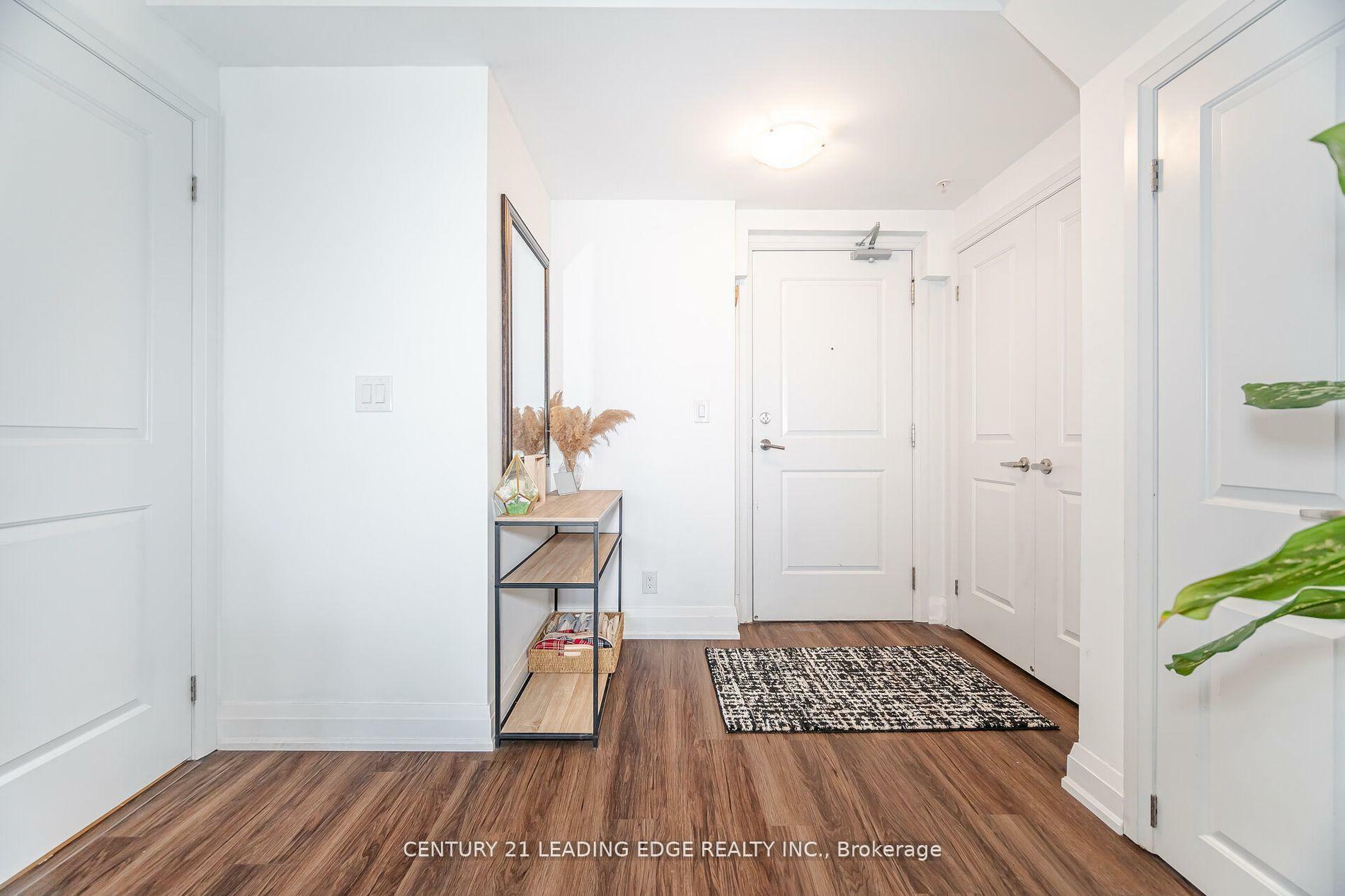 Photo de la propriété: 24 Woodstream Boulevard 108 ON L4L 8C4