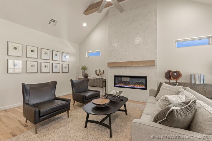 Property Photo:  1331 N Beech Street  OK 74012 