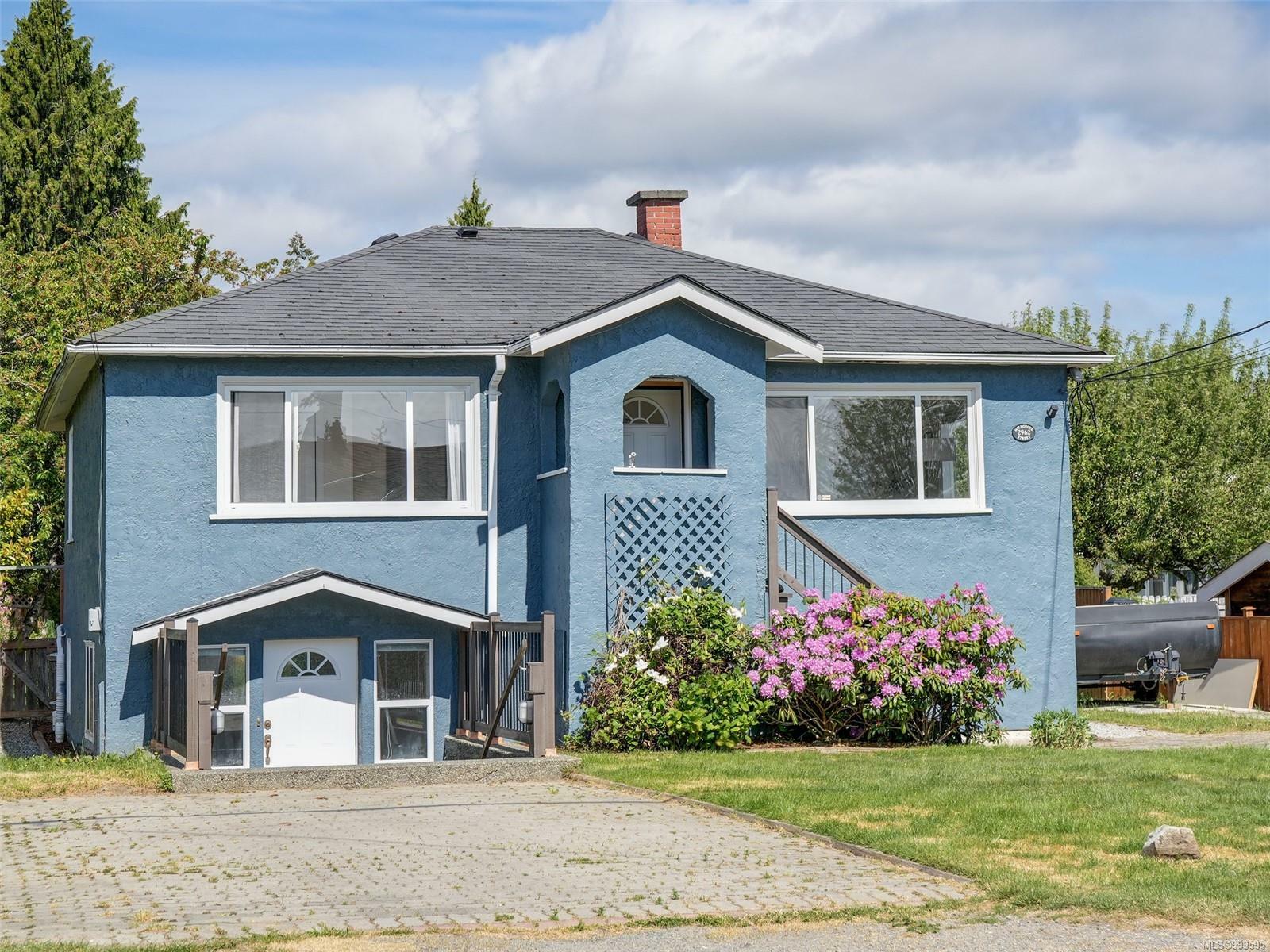 Property Photo: 2962 Millgrove St BC V9A 1X3