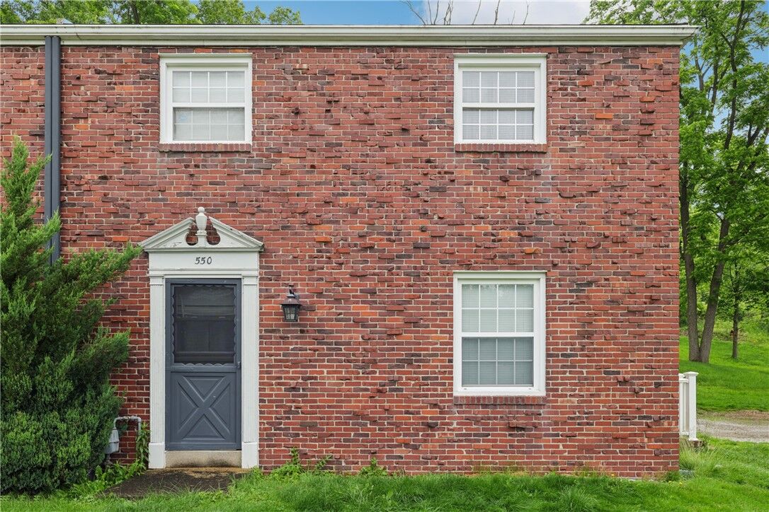Property Photo: 550 McClane Farm Rd PA 15301