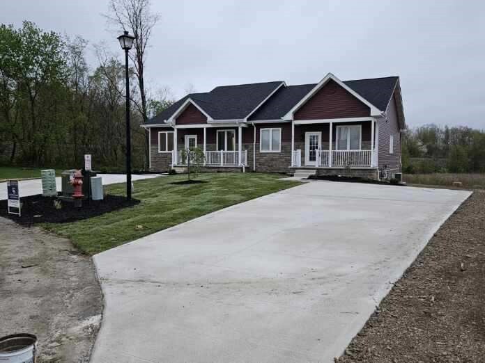 Property Photo: 801 Wimbledon Drive PA 15666