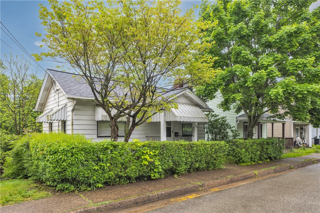 Property Photo: 720 Sellers PA 15644