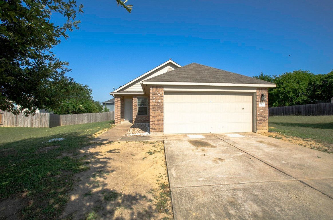 Property Photo: 112 Wildfire Cove TX 78610