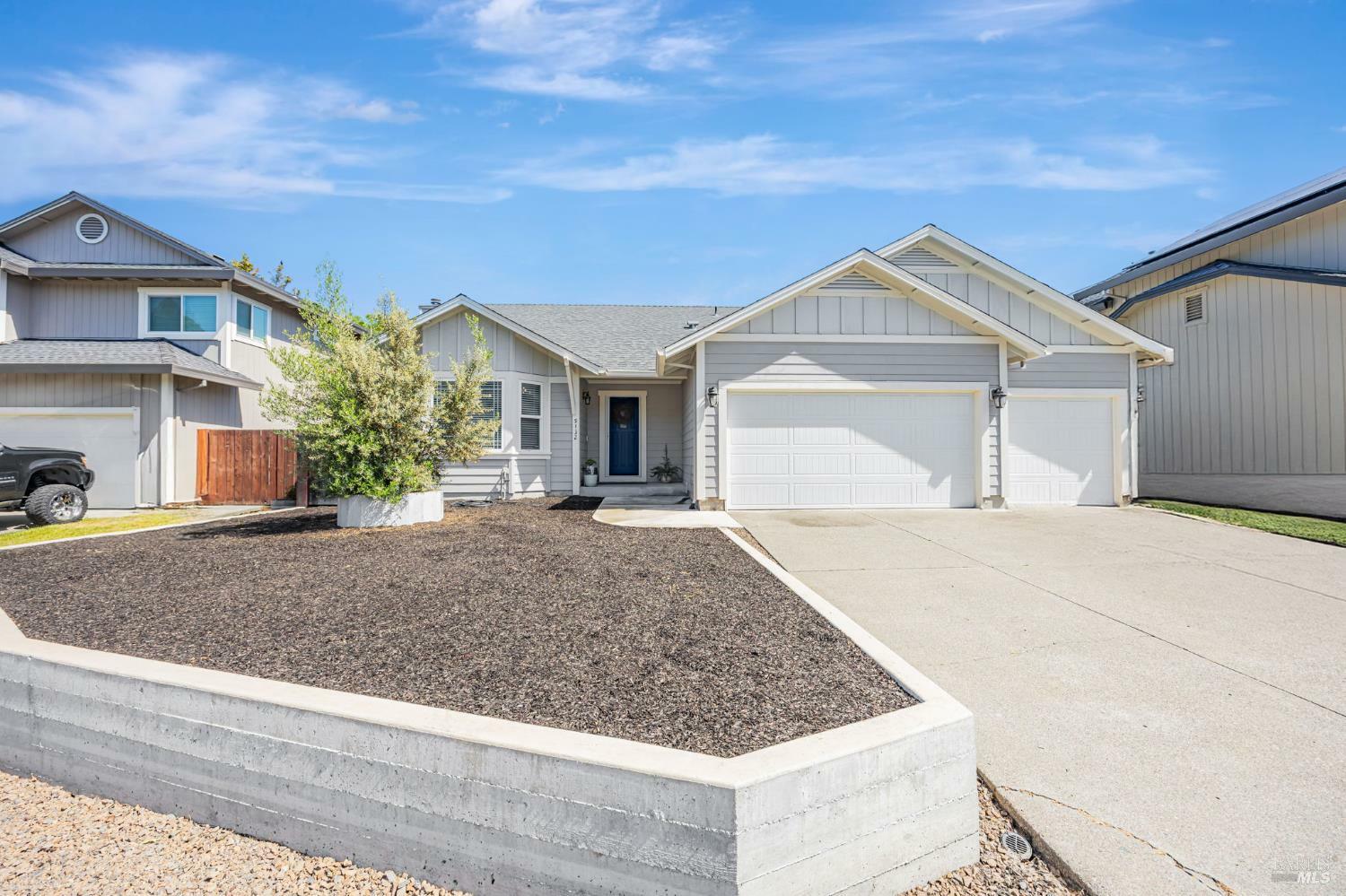 9132 Piccadilly Circle  Windsor CA 95492 photo