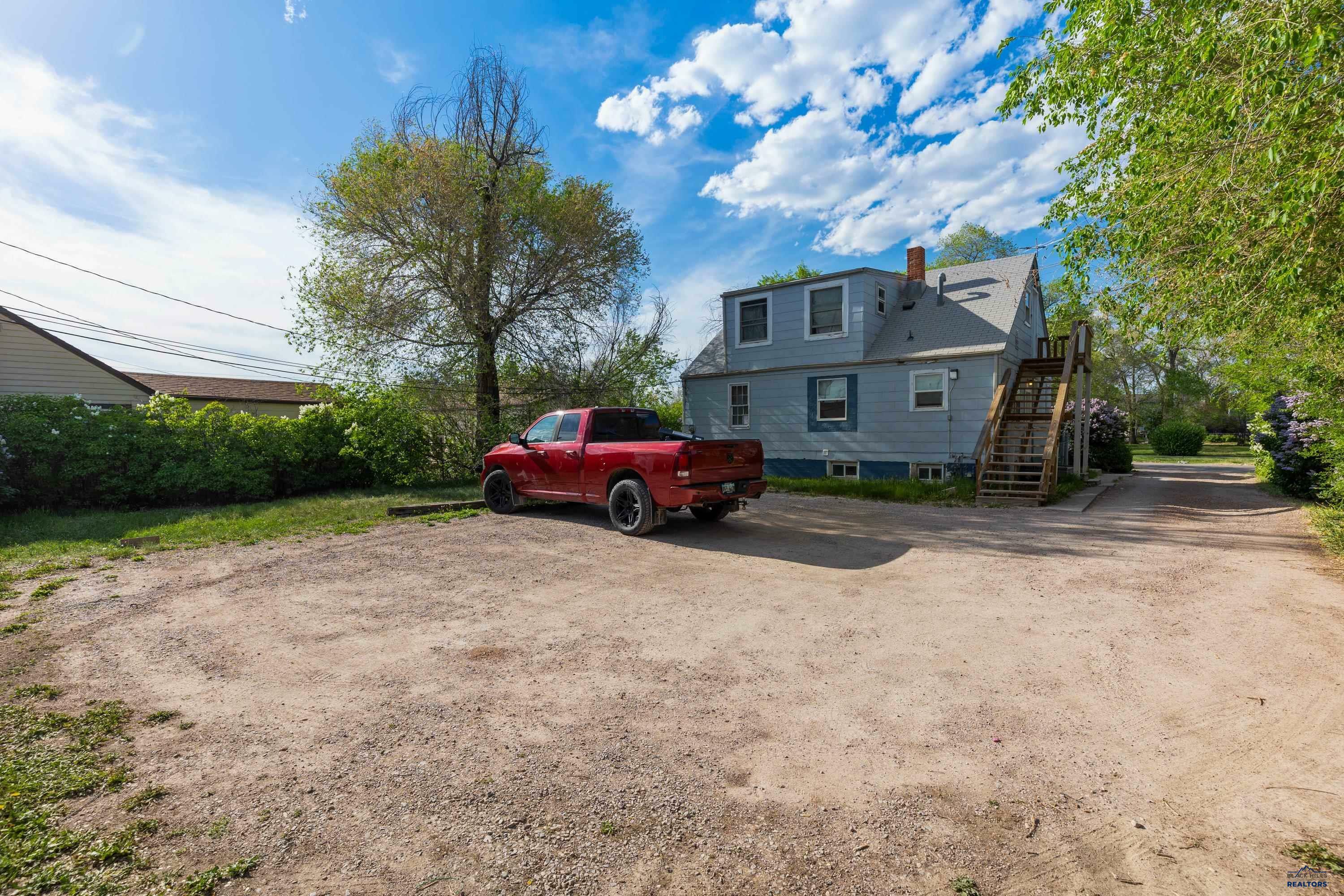 Property Photo: 405 E Watertown SD 57701