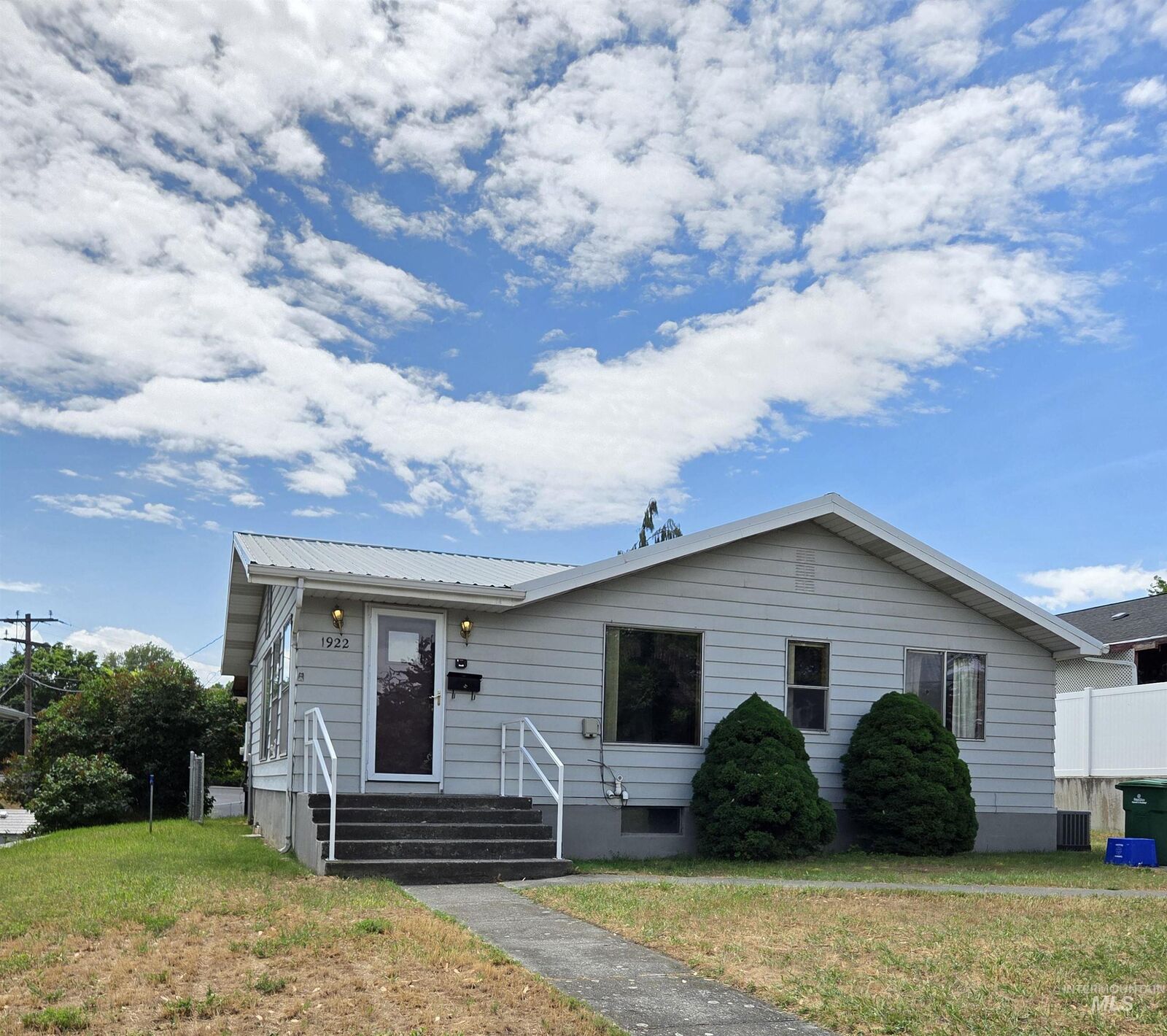 Property Photo:  1922 9th Ave.  ID 83501 