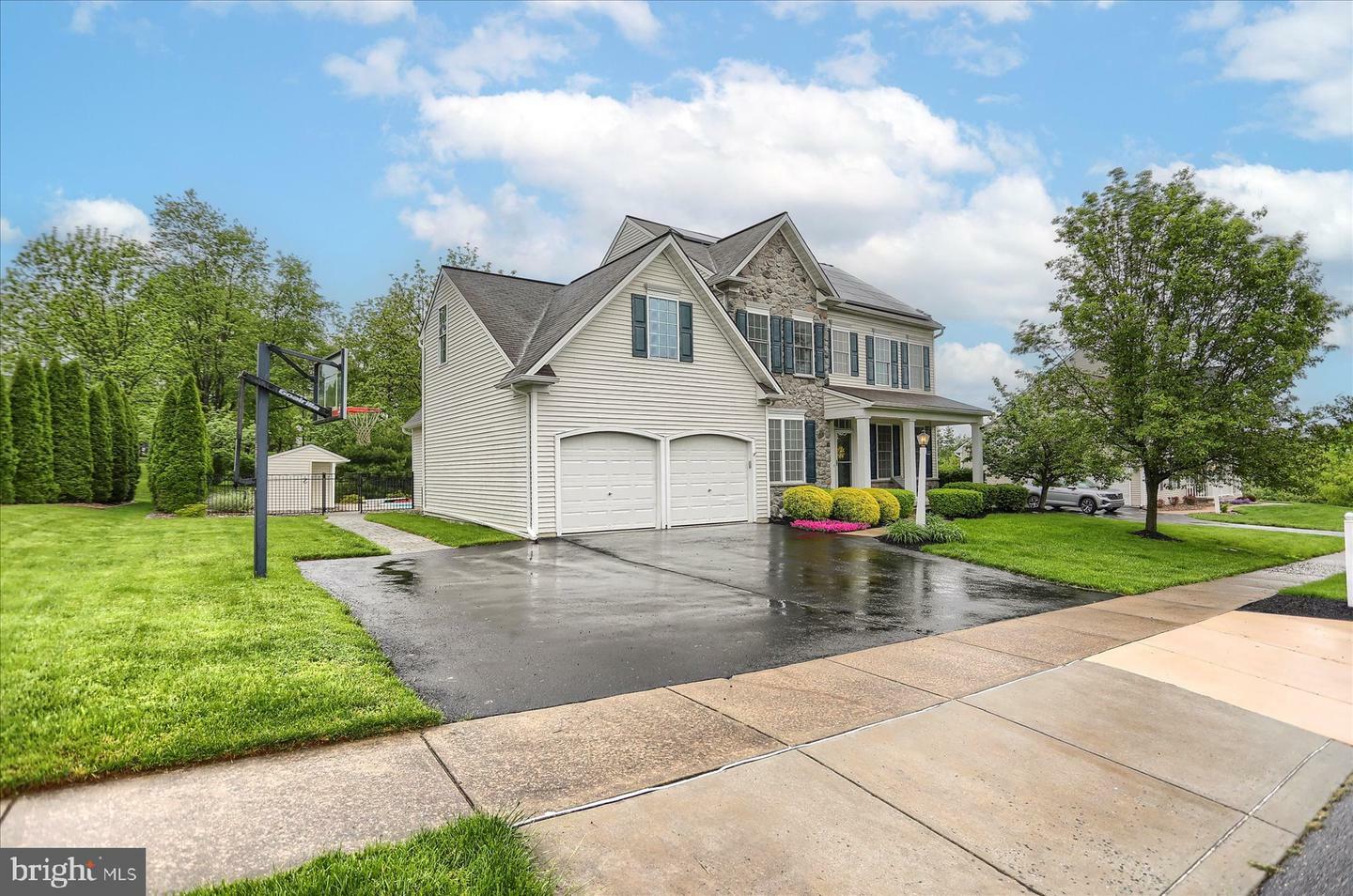 Property Photo: 2385 Dewey Lane PA 17025