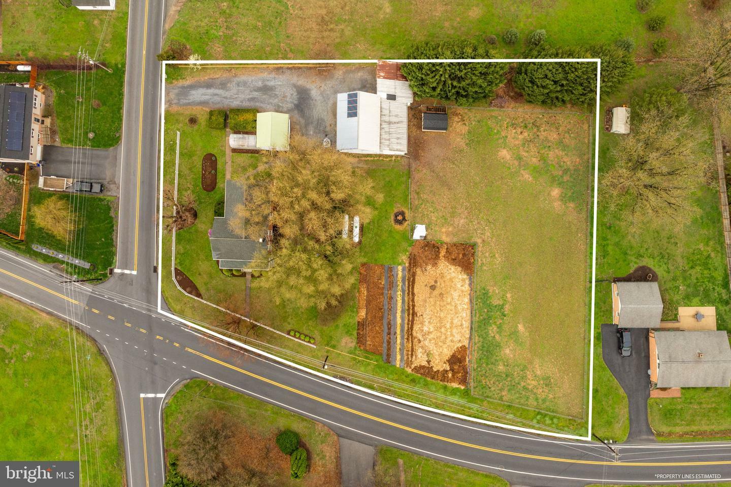 Property Photo: 858 Millwood Road PA 17584