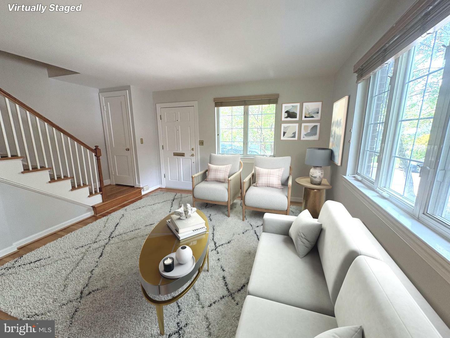 Property Photo: 412 E Mason Avenue VA 22301
