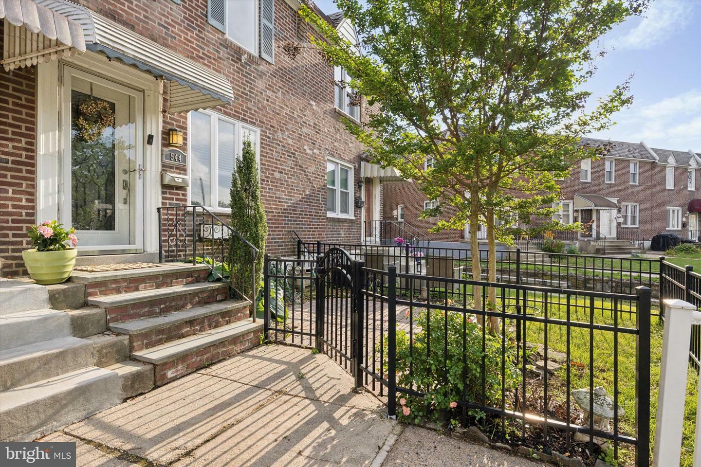 Property Photo: 544 Chester Avenue PA 19018