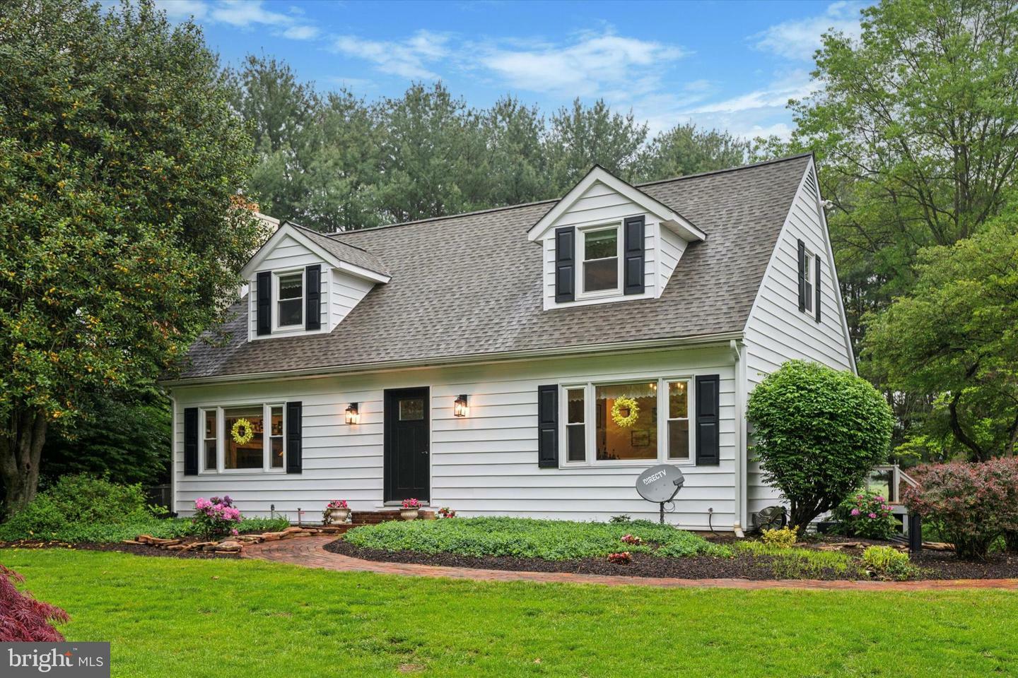 Property Photo: 227 Parsons Road PA 19350