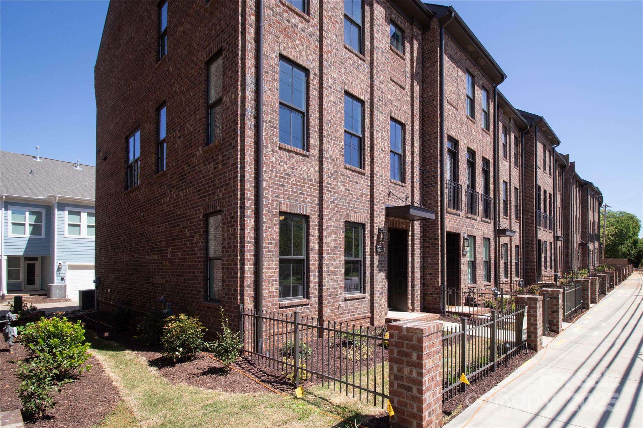 Property Photo: 226 Gilead Road NC 28078