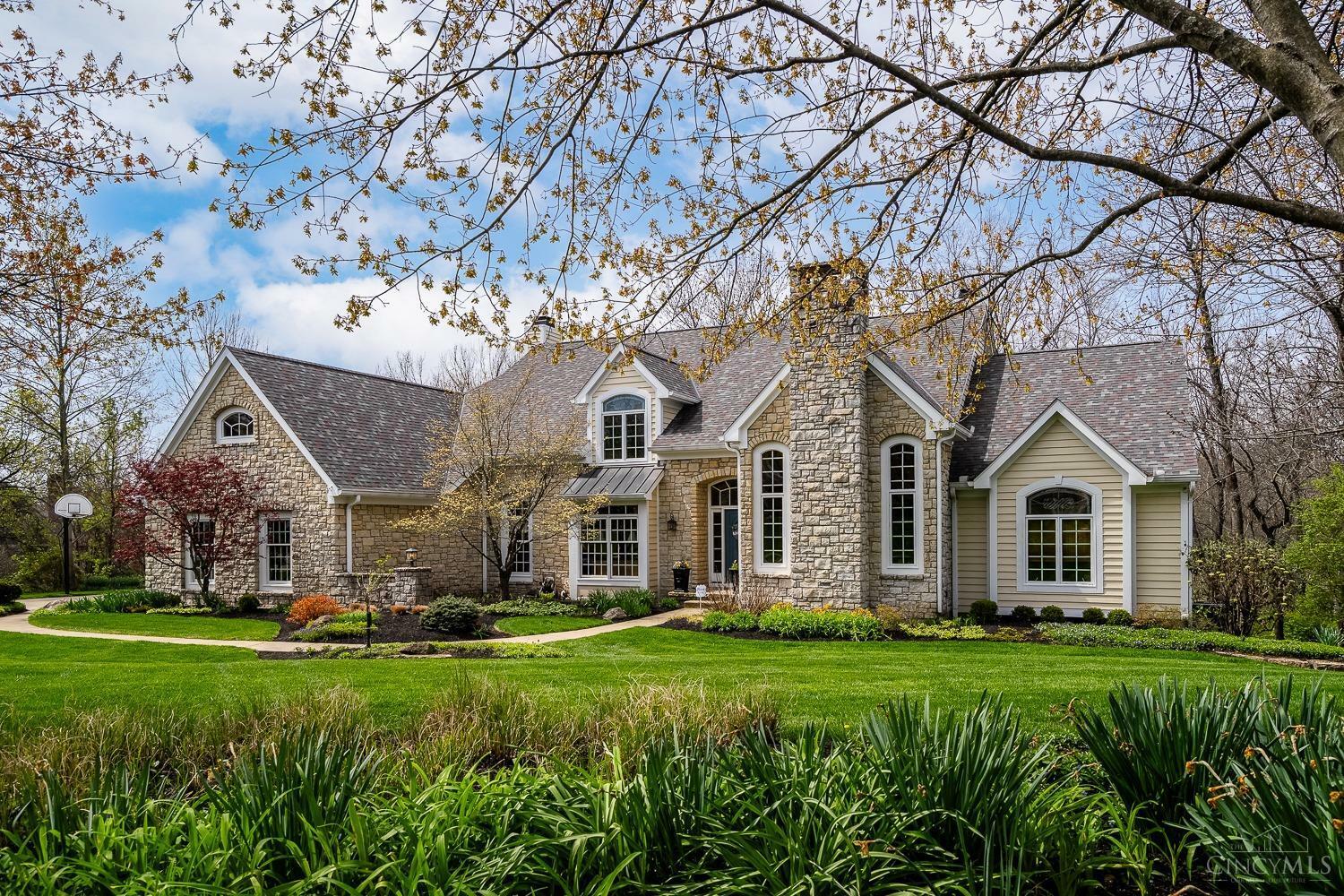 Property Photo: 11317 Terwilligersknoll Court OH 45249