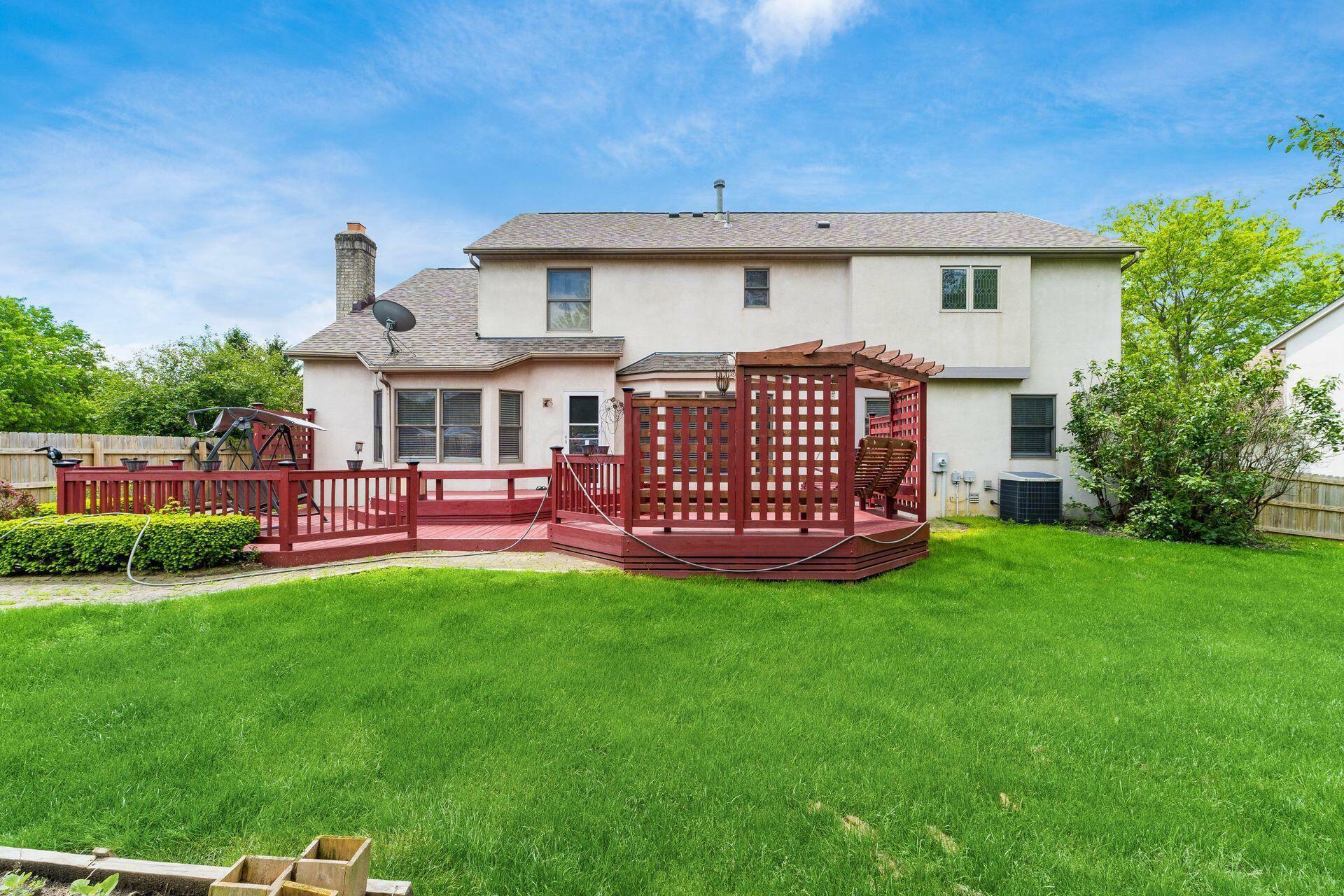 Property Photo:  7936 Slate Ridge Boulevard  OH 43068 