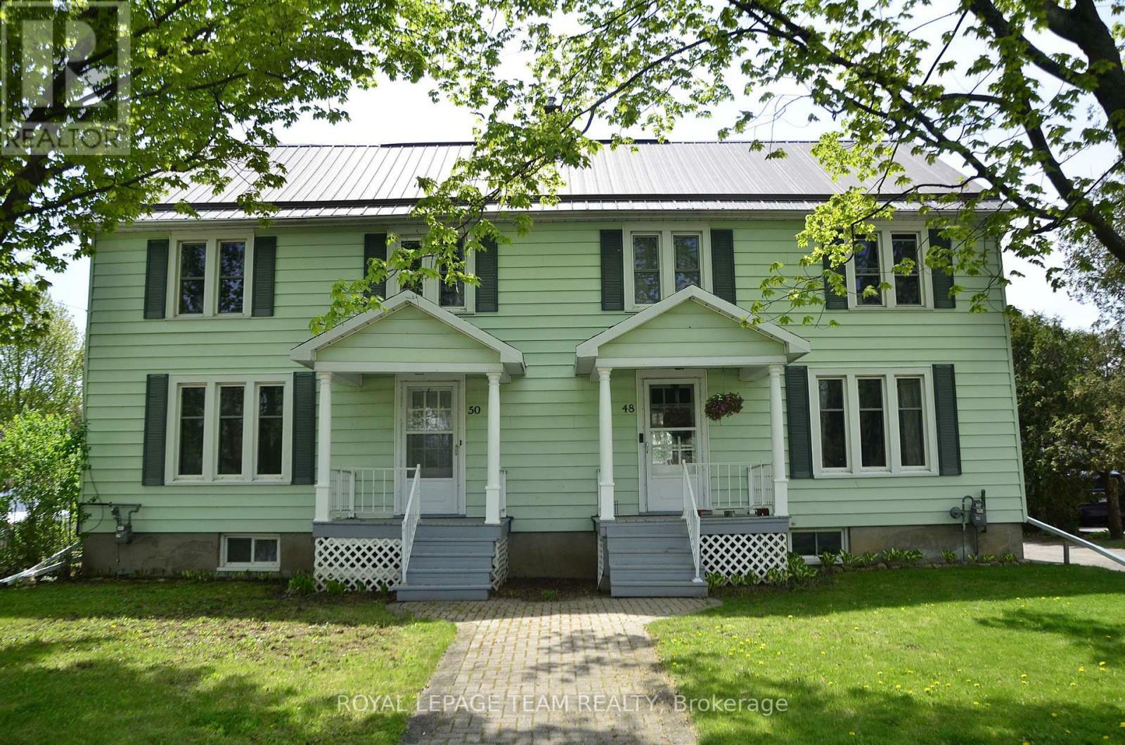 Property Photo: 48-50 Beach Street East ON K0E 1K0