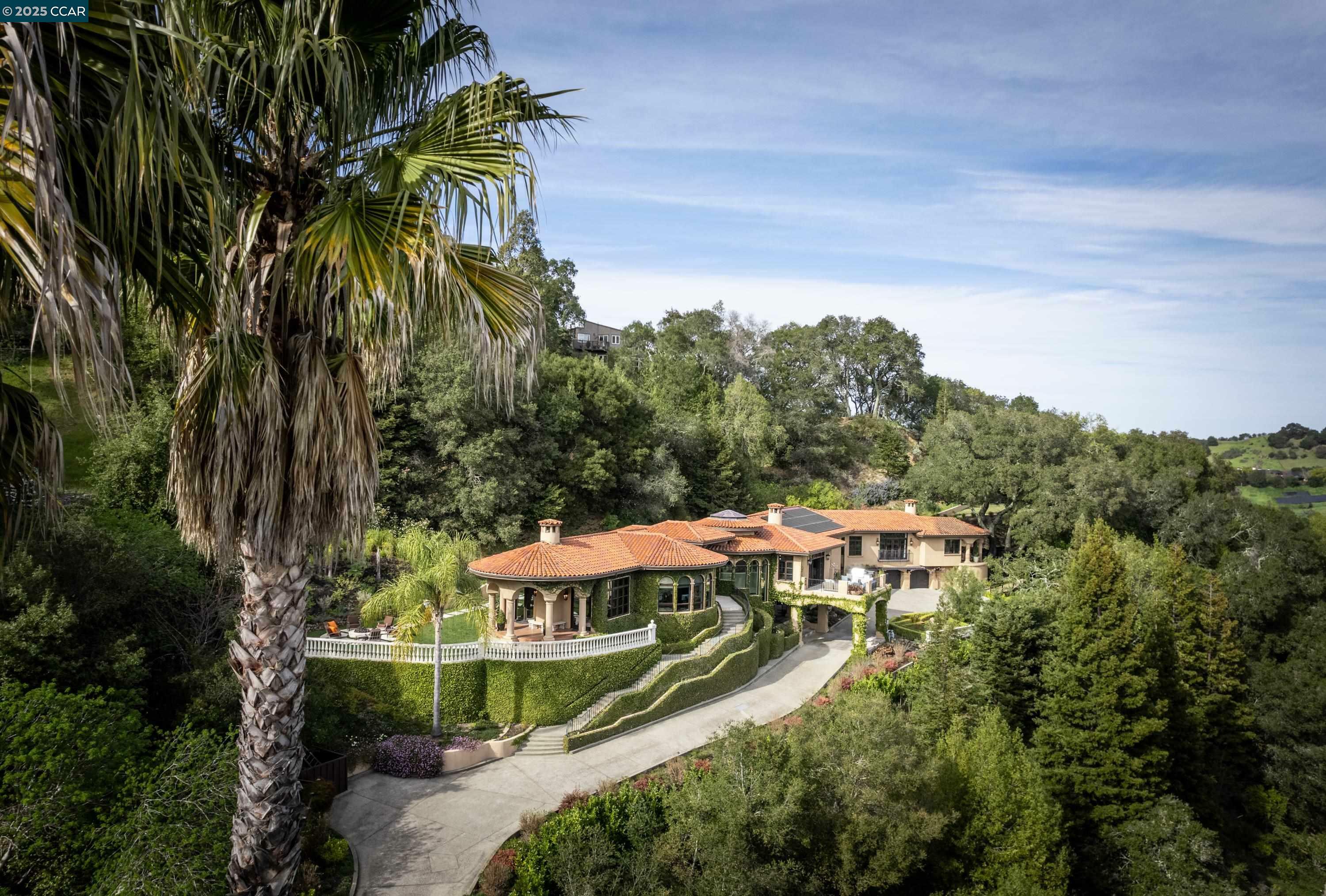 42 Tappan Ln  Orinda CA 94563 photo