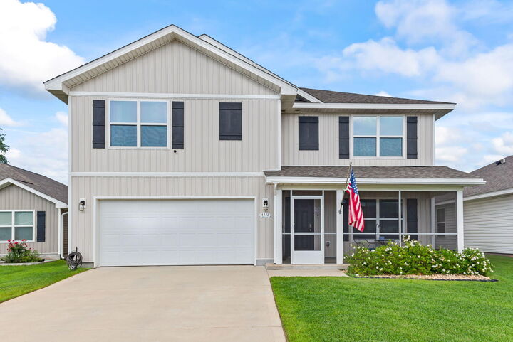 Property Photo: 4335 White Cedar Court FL 32571