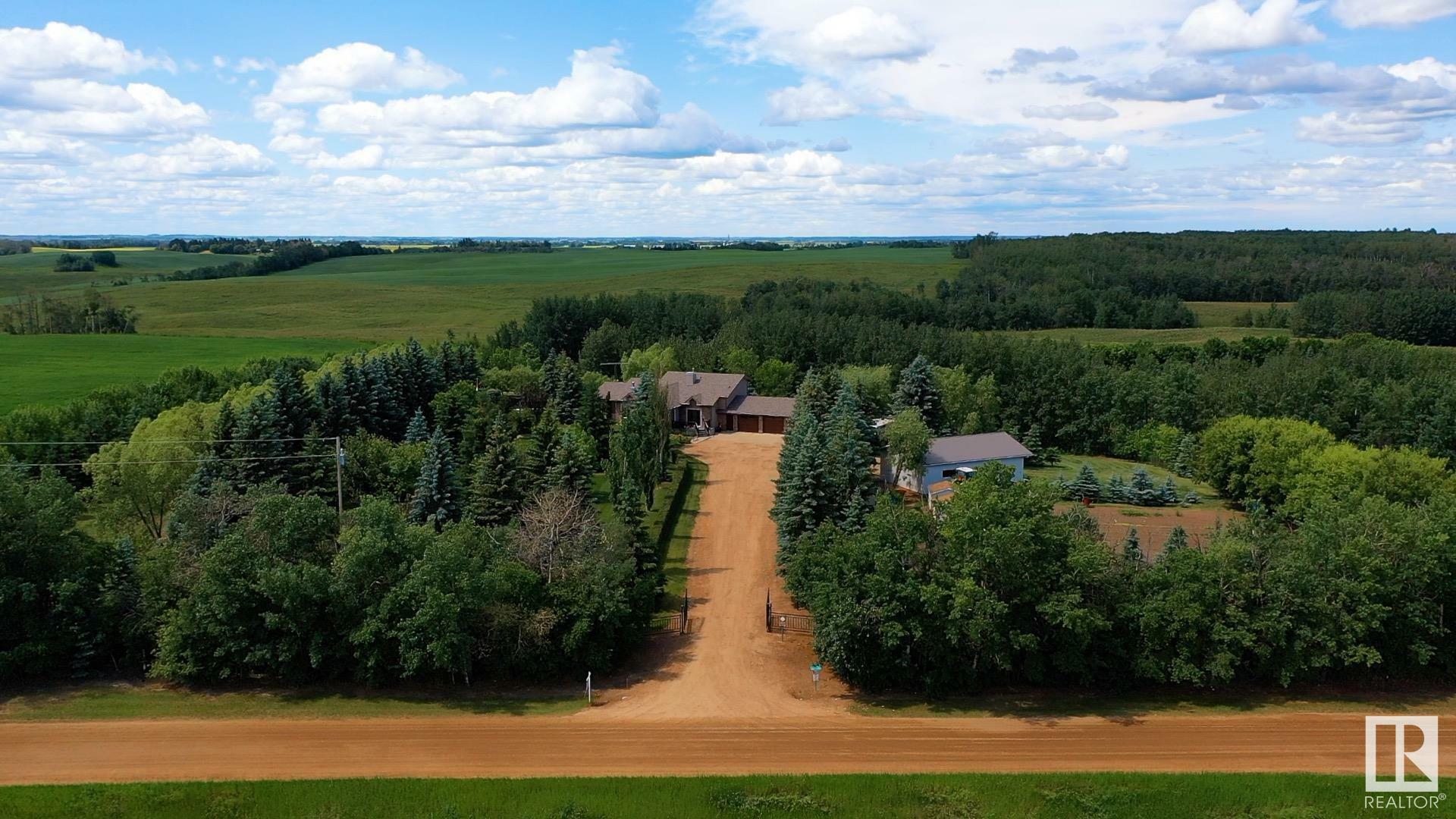 Property Photo: 58308 Rge Rd 243 AB T0G 1L0