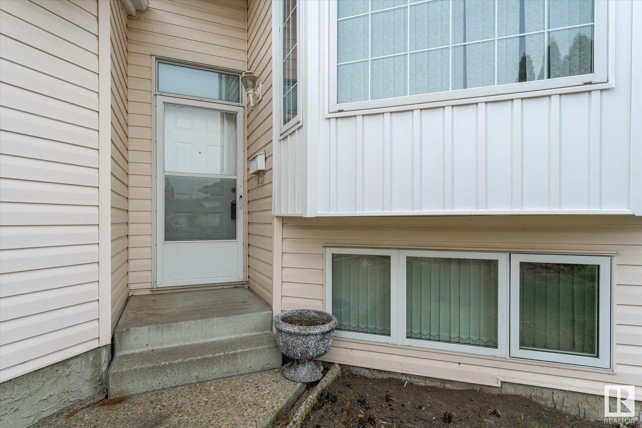 Photo de la propriété: 31 Deer Park Way AB T7X 3K4