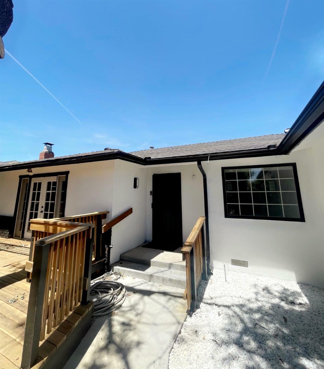752 E Stuart Avenue  Fresno CA 93710 photo