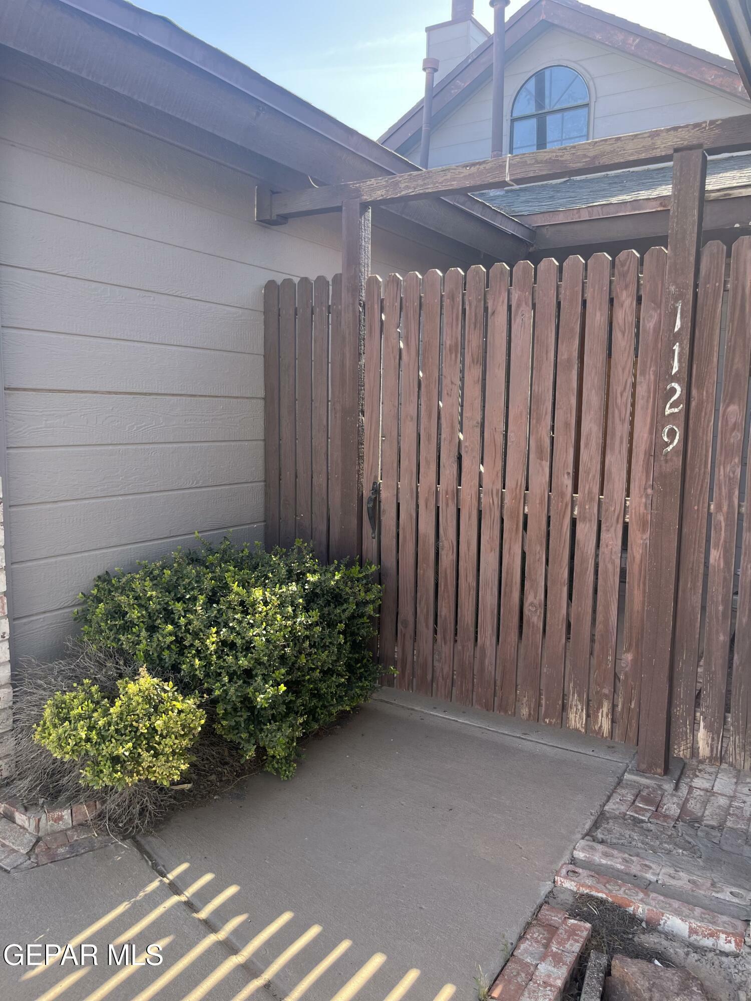Property Photo: 1129 Will Rand Drive TX 79912