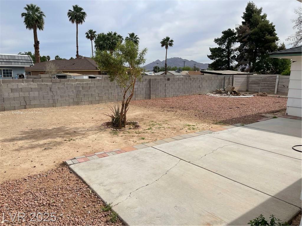 Property Photo: 4564 Dennis Way NV 89121