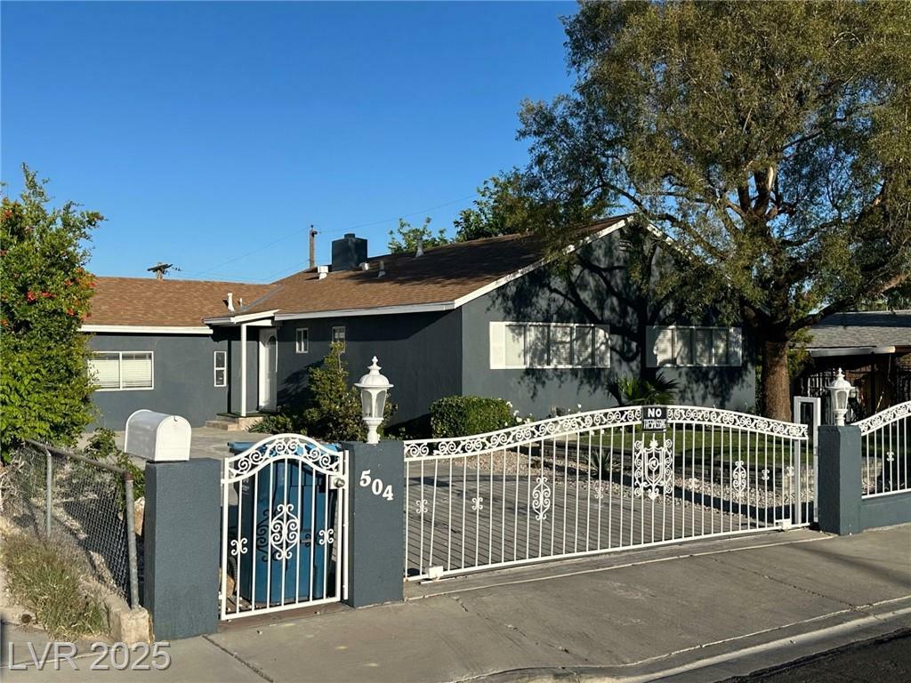 504 Falcon Lane  Las Vegas NV 89107 photo