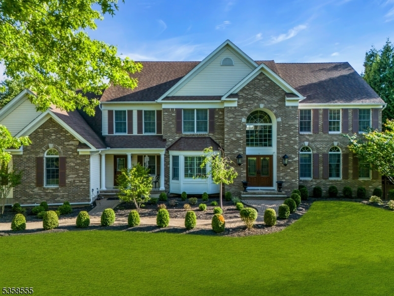 Property Photo: 7 Montaine Pl NJ 08833