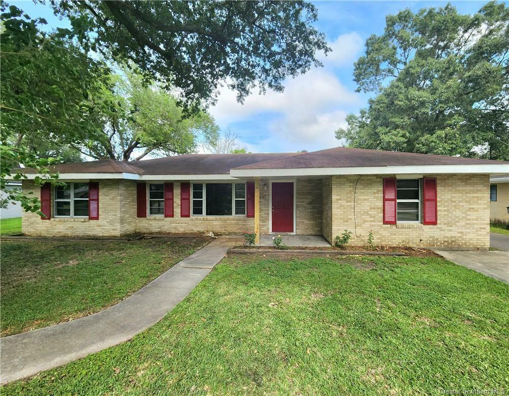 Property Photo: 445 Washington Street LA 70605