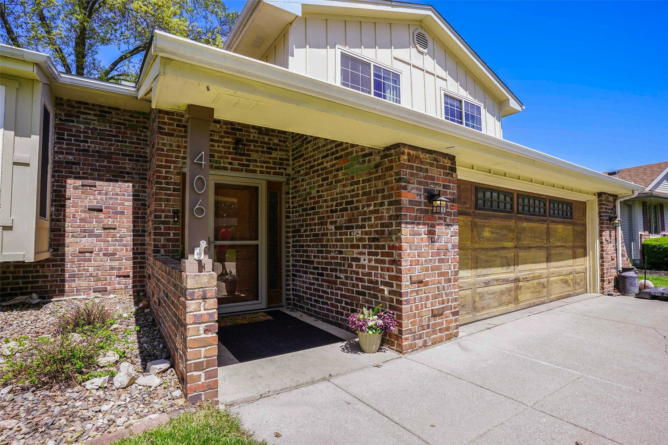 Property Photo: 406 NW Kimberly Lane IA 50023