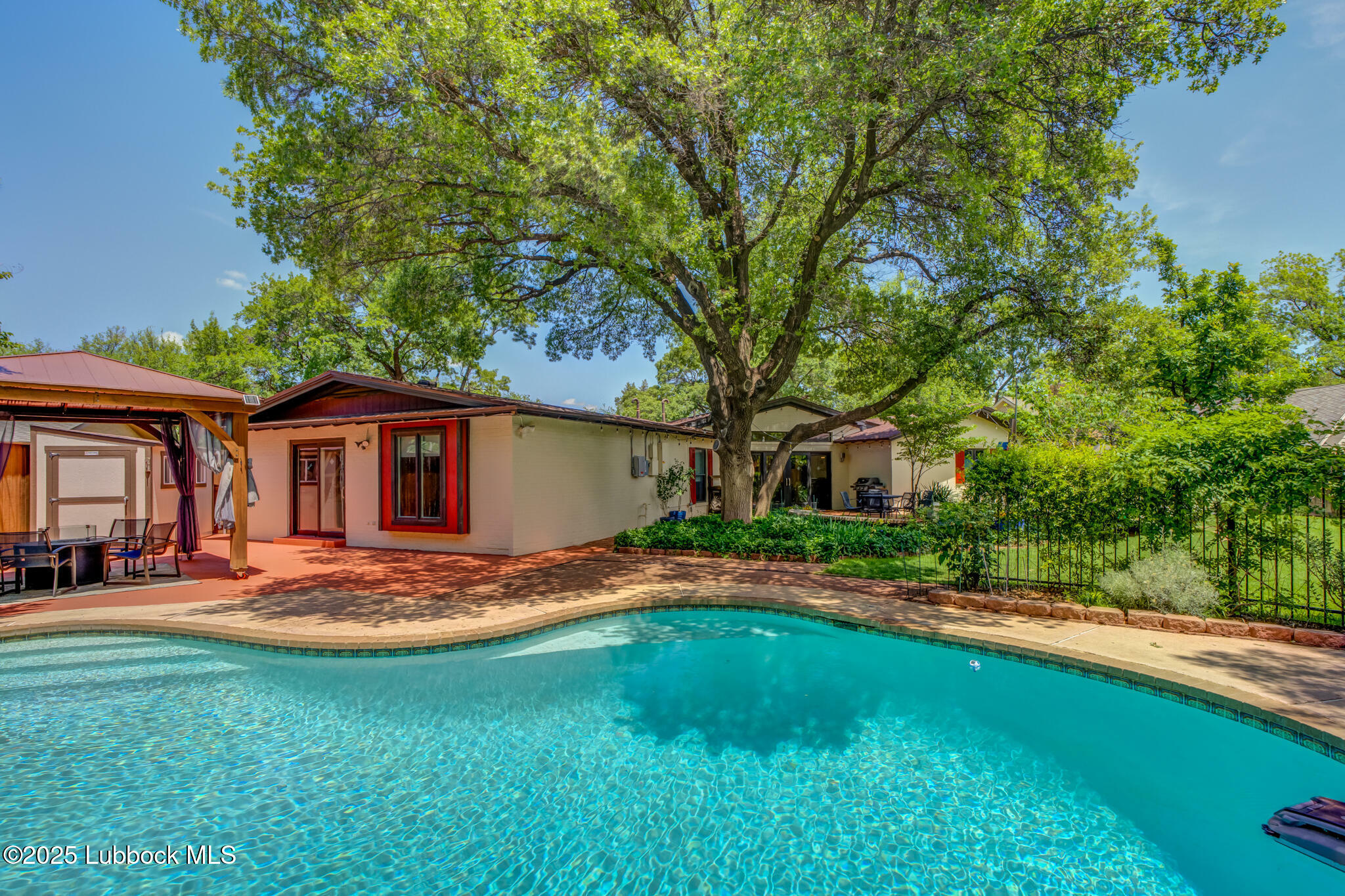 Property Photo: 4615 11th Street TX 79416