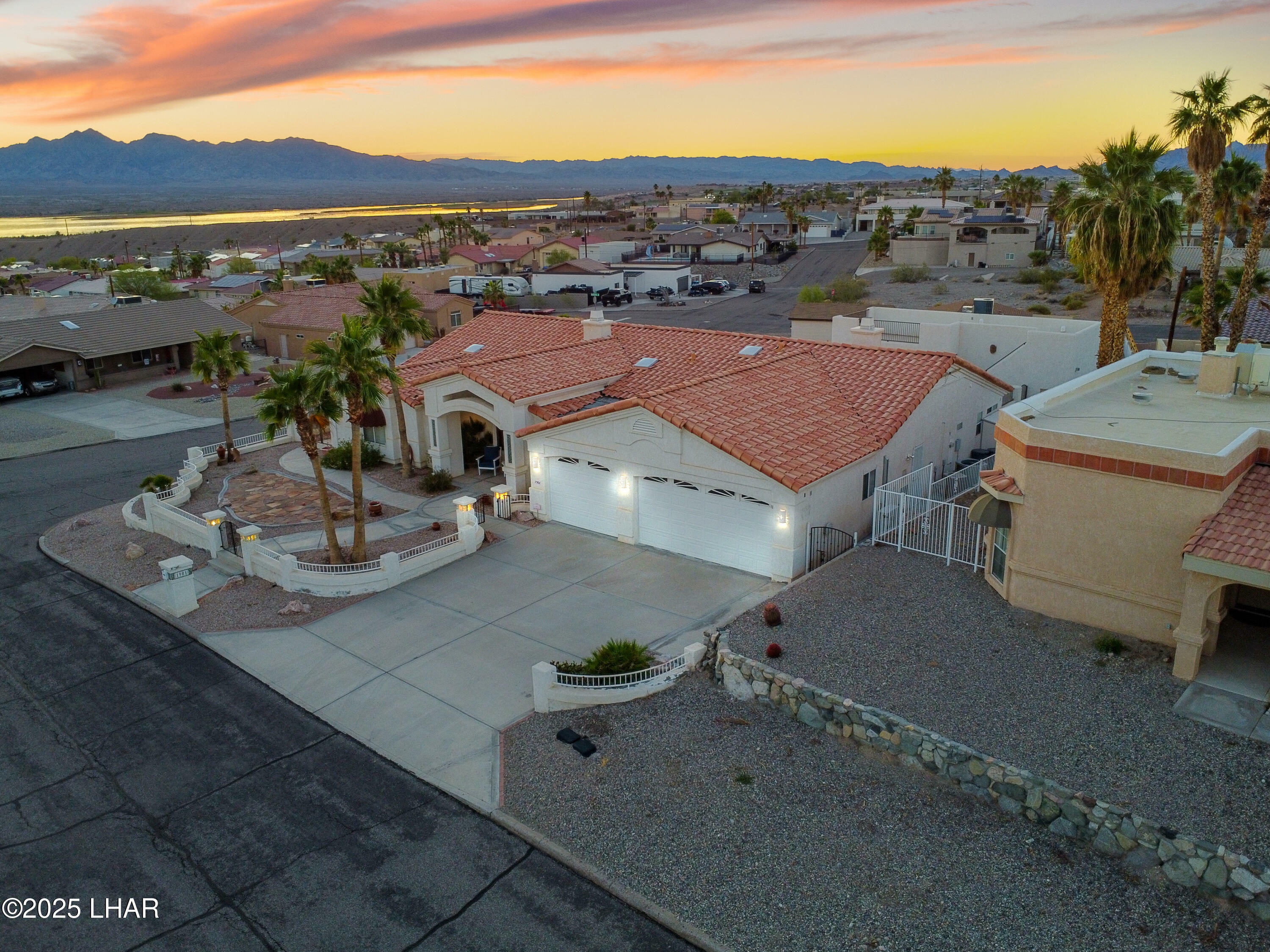 Property Photo: 1901 Gold Dust Dr AZ 86404