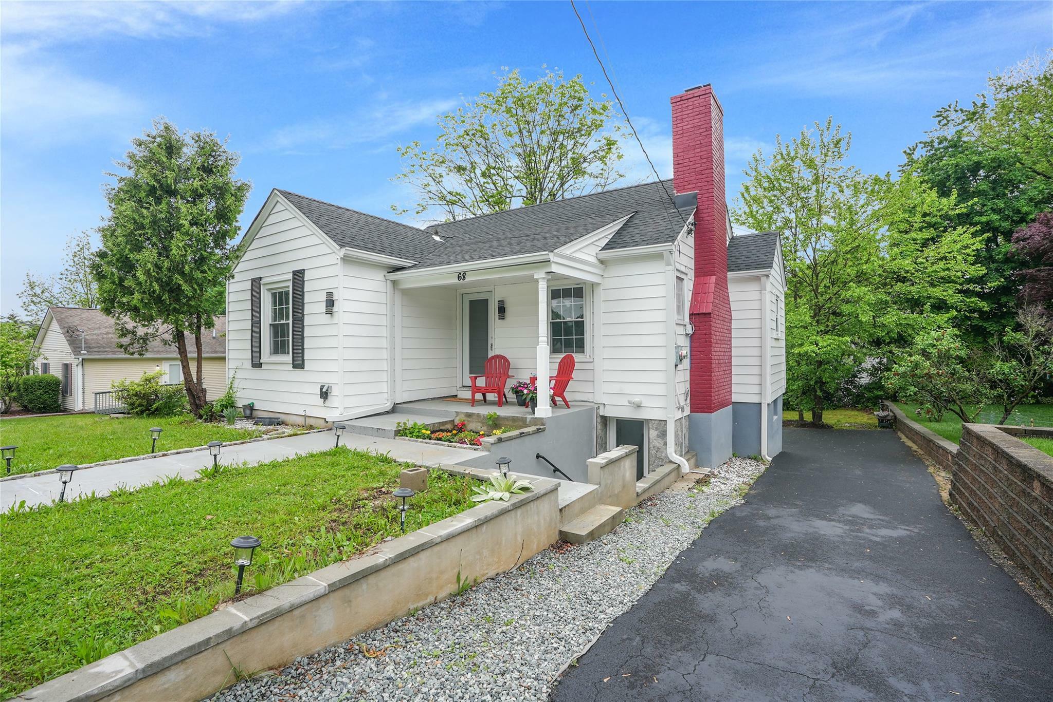 Property Photo: 68 N Road NY 10603